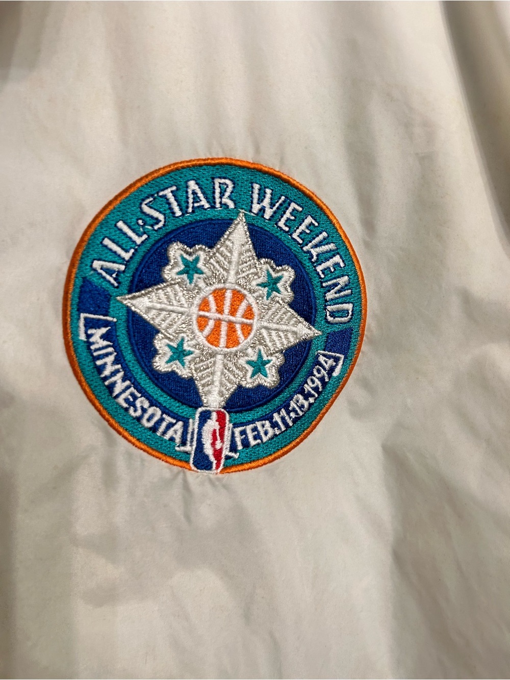 STARTER rare NBA Allstar 1994 Cream Windbreaker with Blue and Orange Accents - Picture 3 of 5